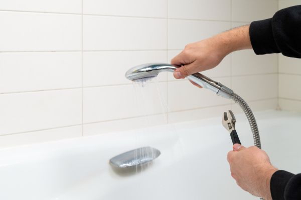Cost of Leaky Shower Repair in Port Charlotte